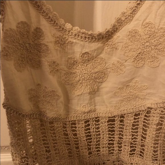 Lace tank - Picture 4 of 4